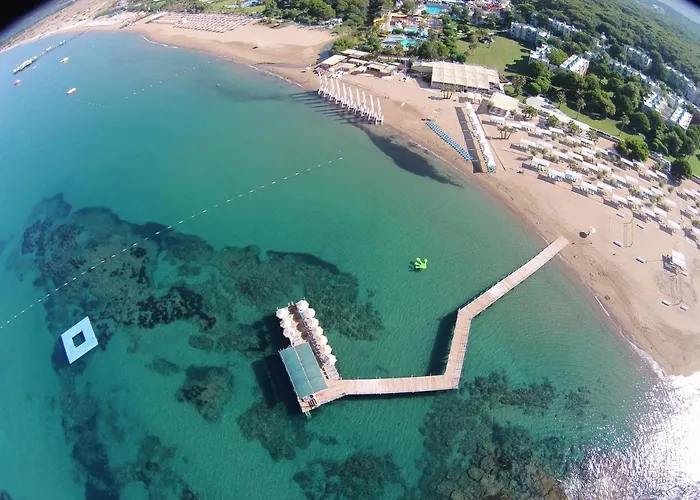 Robinson Pamfilya Ośrodek wypoczynkowy 4*