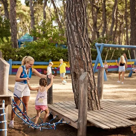 リゾート Robinson Pamfilya