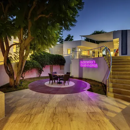 リゾート Robinson Pamfilya シダ