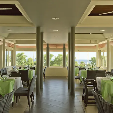 Rezort Robinson Pamfilya