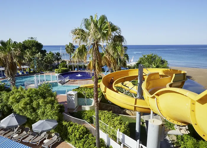 Robinson Pamfilya Side