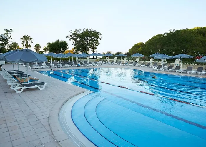 Robinson Pamfilya Semesteranläggning (resort)