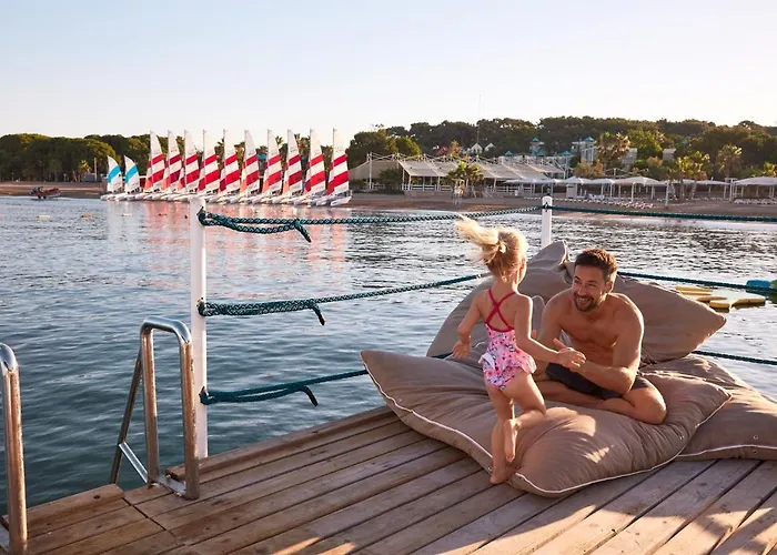 Robinson Pamfilya Semesteranläggning (resort)