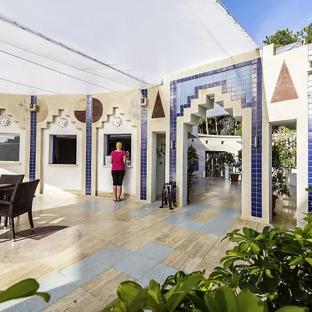 Robinson Pamfilya Resort