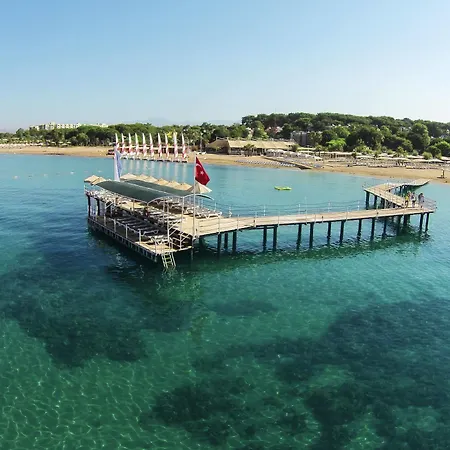 Resort Robinson Pamfilya 4*