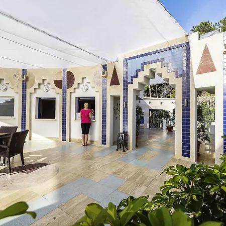Resort Robinson Pamfilya