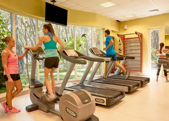 Курортний комплекс Robinson Pamfilya