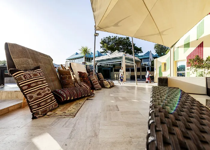 Robinson Pamfilya Station touristique 4*